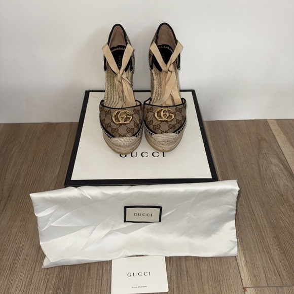 Gucci GG Espadrilles Canvas Wedge Platform Heels Closed Toe Ankle Wrap Size 38 - Picture 3 of 16